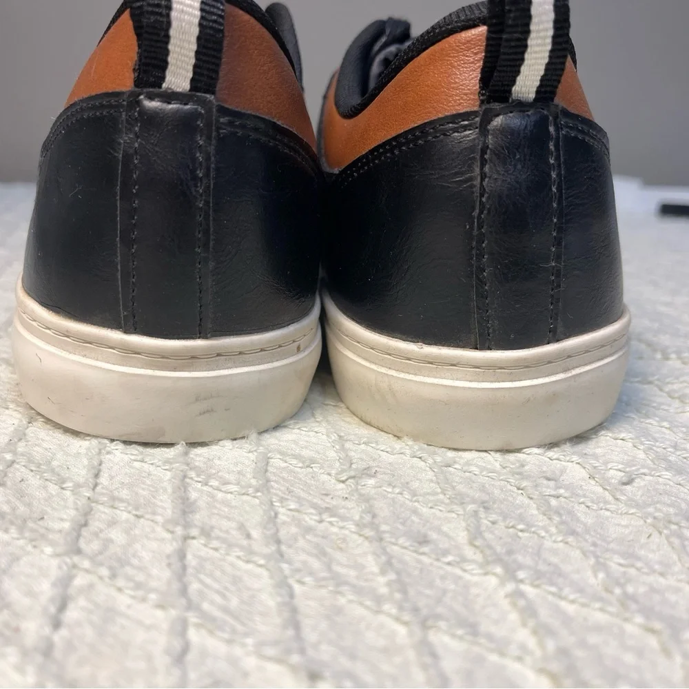 Levi's Men's Black and Brown Sneakers - Picture 3 of 7